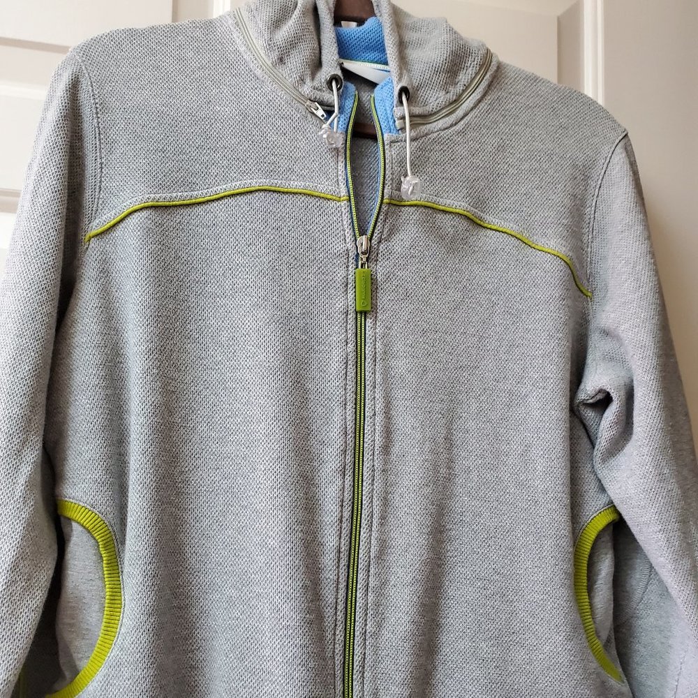 Liz Claiborne 2 PIECE GRAY AND LIME GREEN TERRY SWEAT SET
